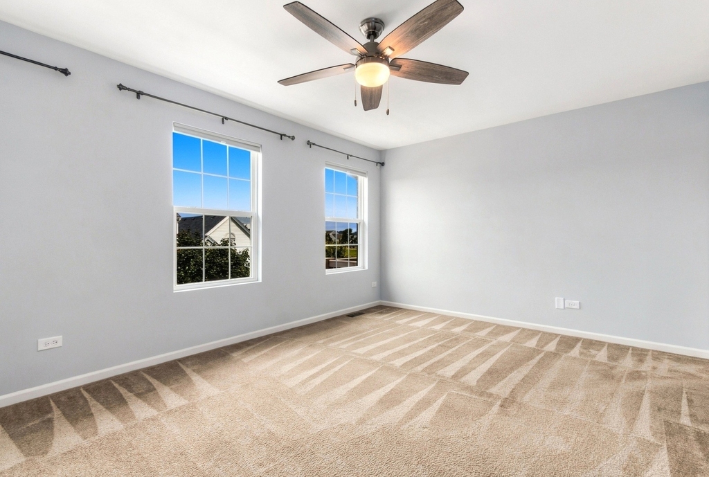 24615 Patriot Square Drive S - Photo 10
