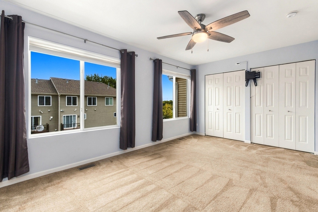 24615 Patriot Square Drive S - Photo 9