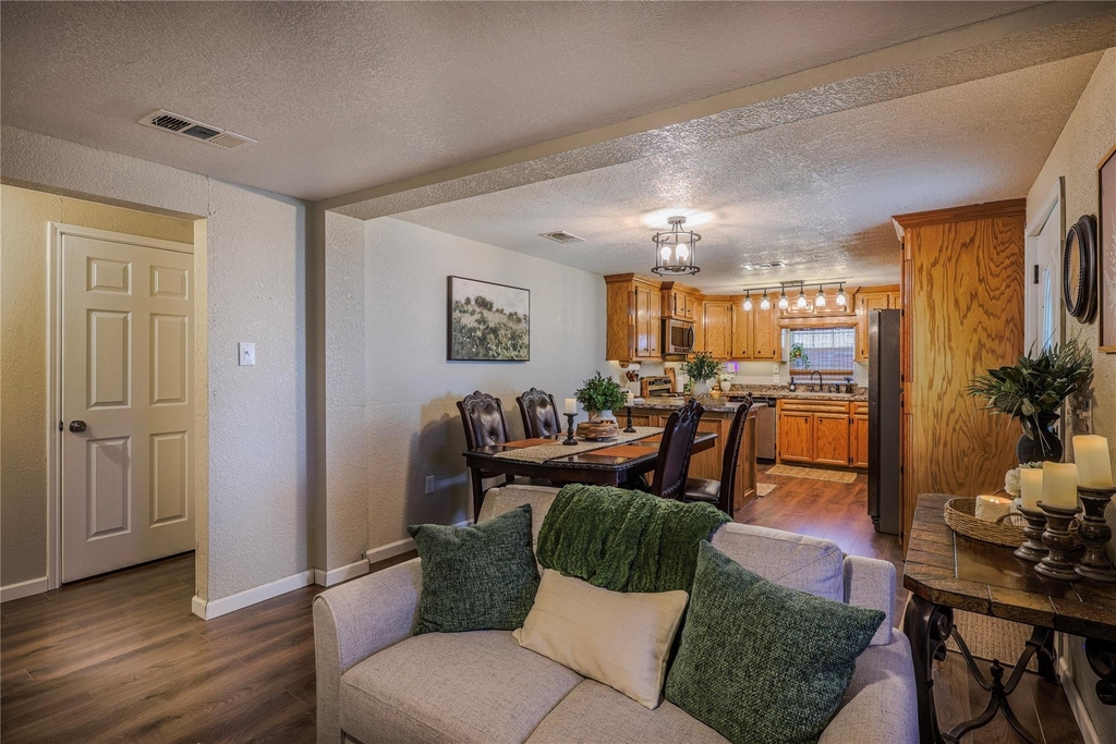 910 Brockman Street - Photo 7