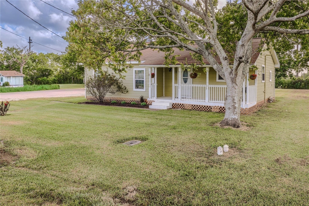 910 Brockman Street - Photo 0