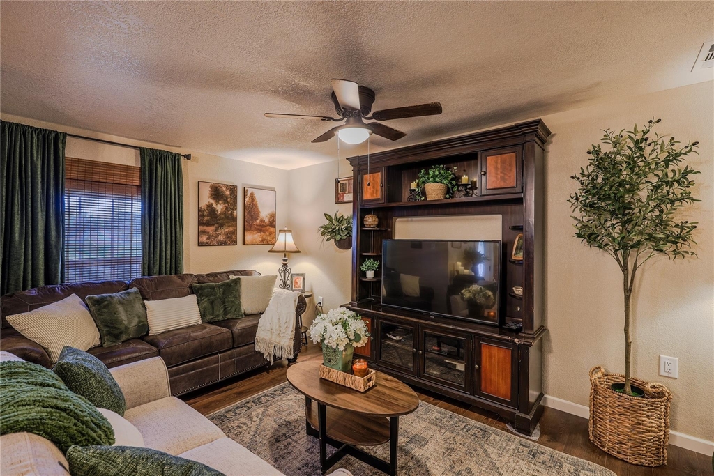 910 Brockman Street - Photo 4