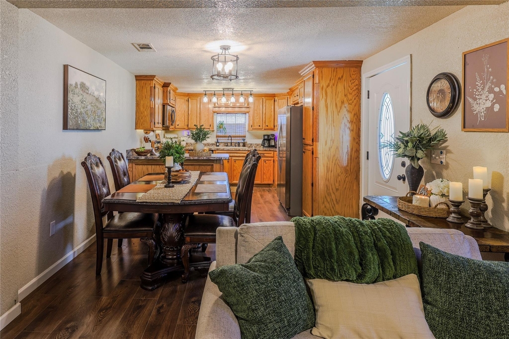 910 Brockman Street - Photo 8