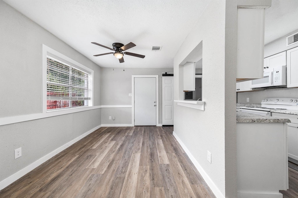 4618 W Orange Street - Photo 5