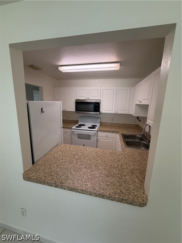 3627 Se 9th Place - Photo 18