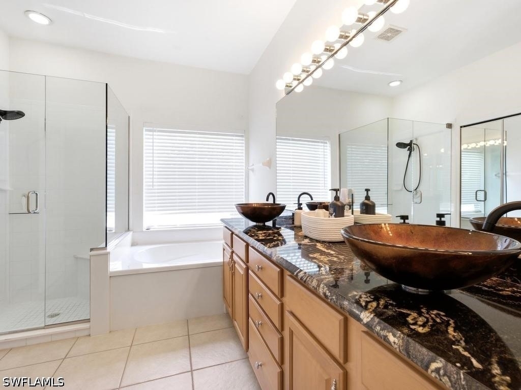 9980 Isola Way - Photo 7