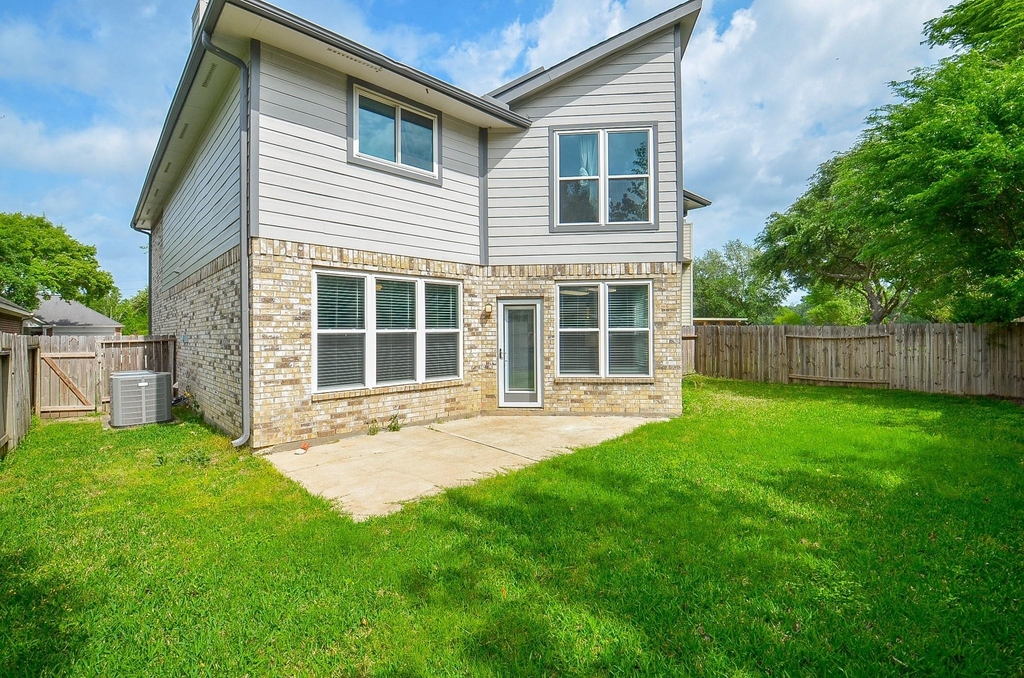 6211 Pebble Canyon Court - Photo 30