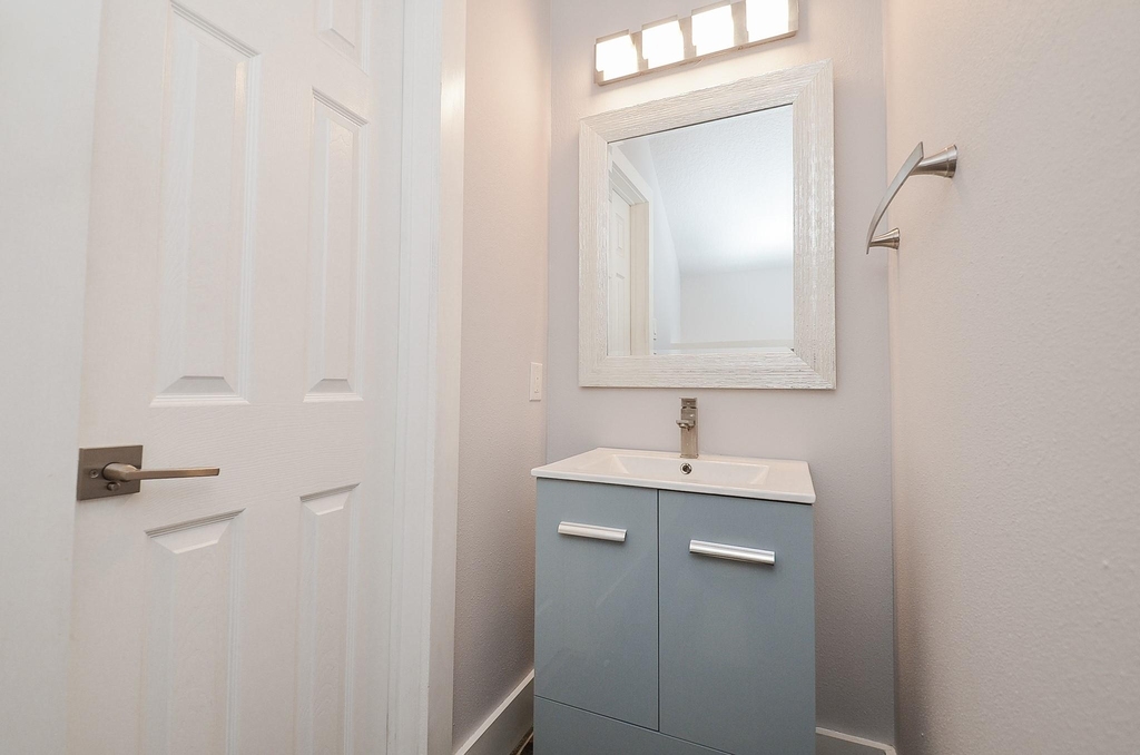 6211 Pebble Canyon Court - Photo 27