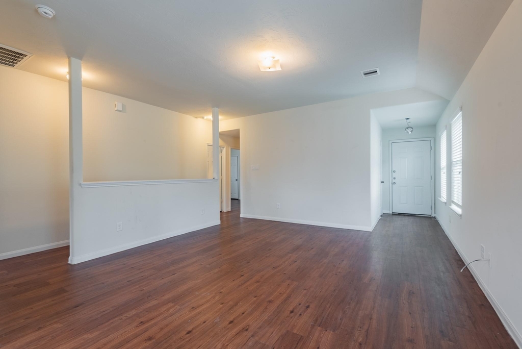 14942 Hidalgo Valley Lane - Photo 2