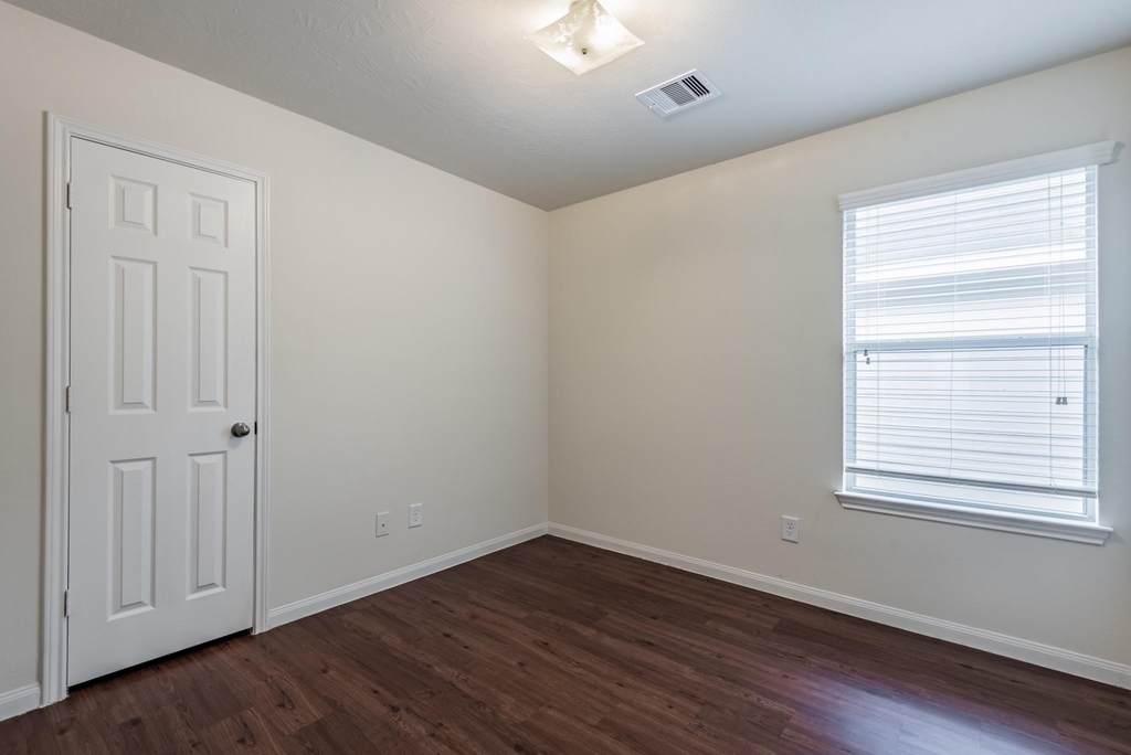 14942 Hidalgo Valley Lane - Photo 13
