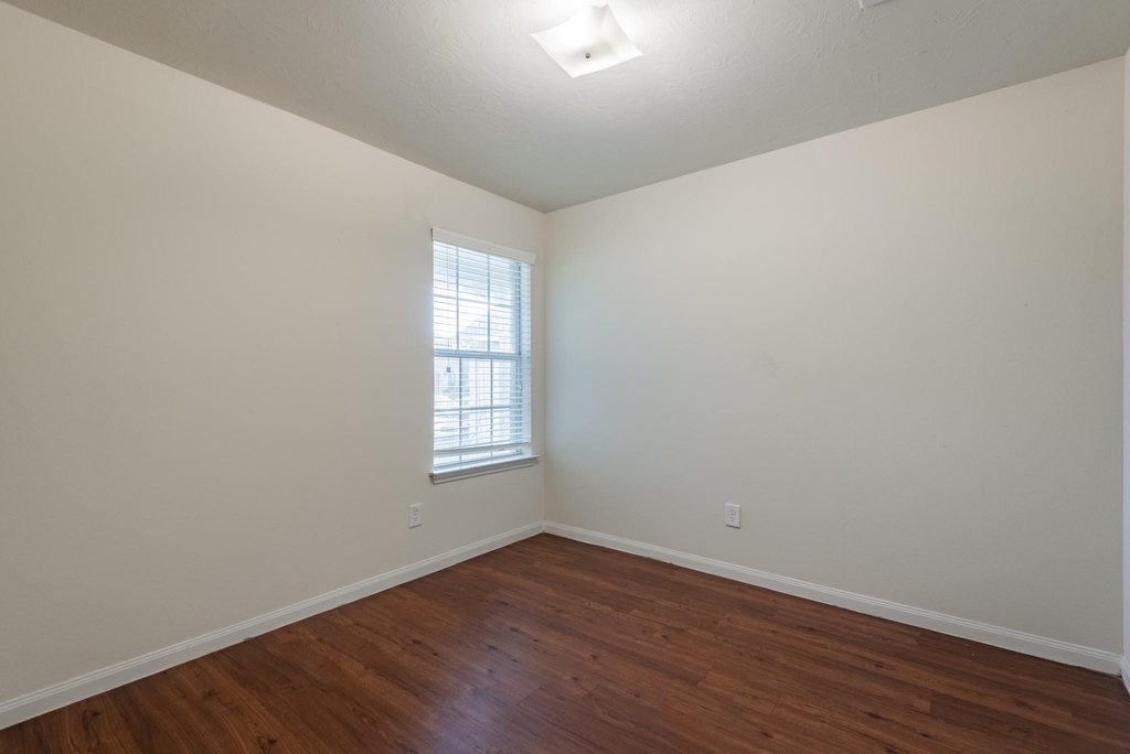 14942 Hidalgo Valley Lane - Photo 11