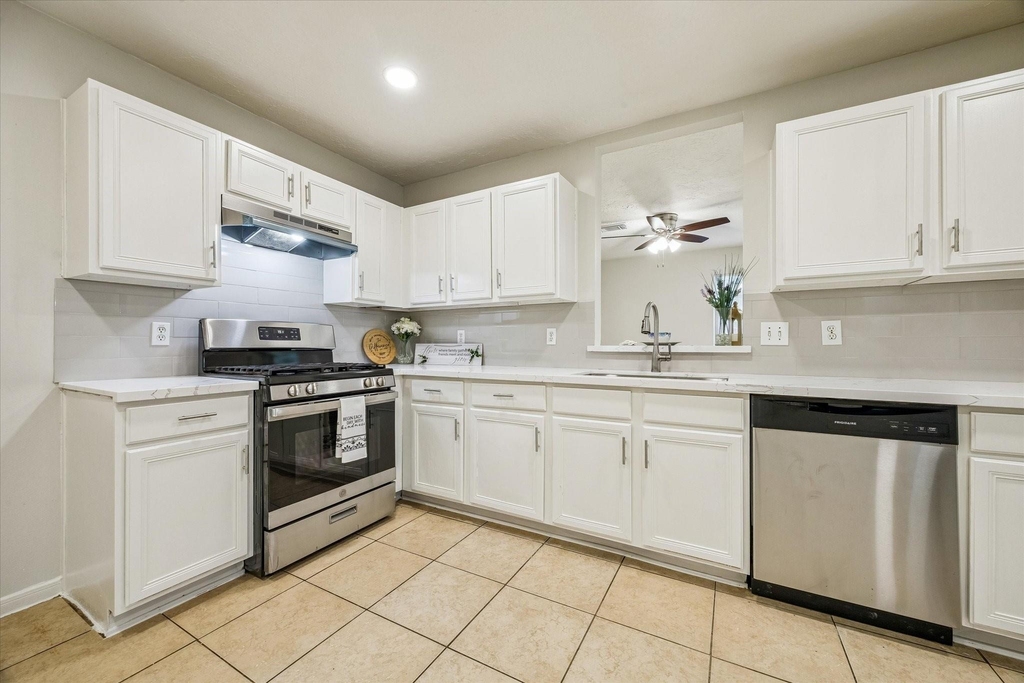 5239 Sugar Bush Drive - Photo 9