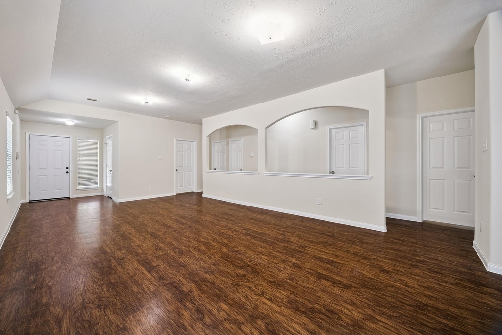 21431 Wilona Way - Photo 3
