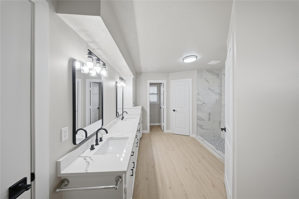 13903 Charlynn Oaks Dr - Photo 19
