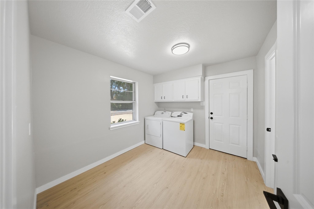 13903 Charlynn Oaks Dr - Photo 14
