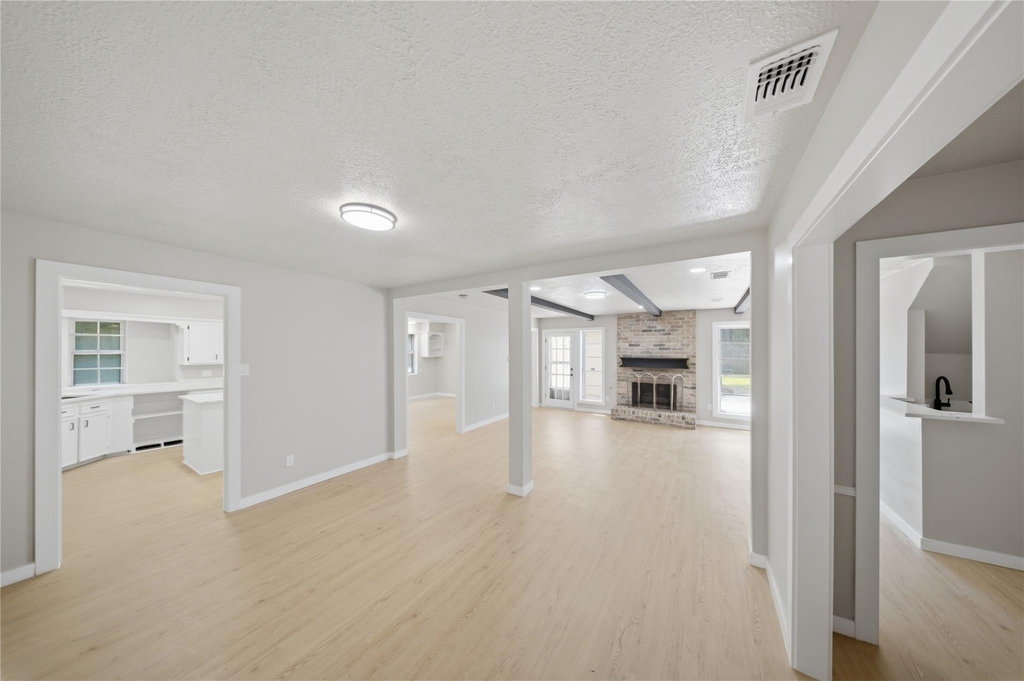 13903 Charlynn Oaks Dr - Photo 4