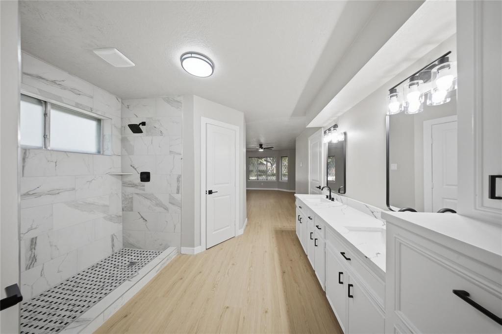 13903 Charlynn Oaks Dr - Photo 20