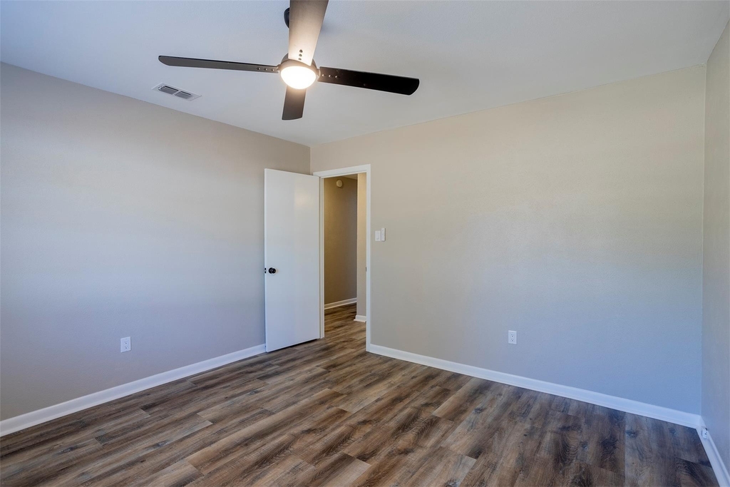 561 Mount Pleasant Road - Photo 18