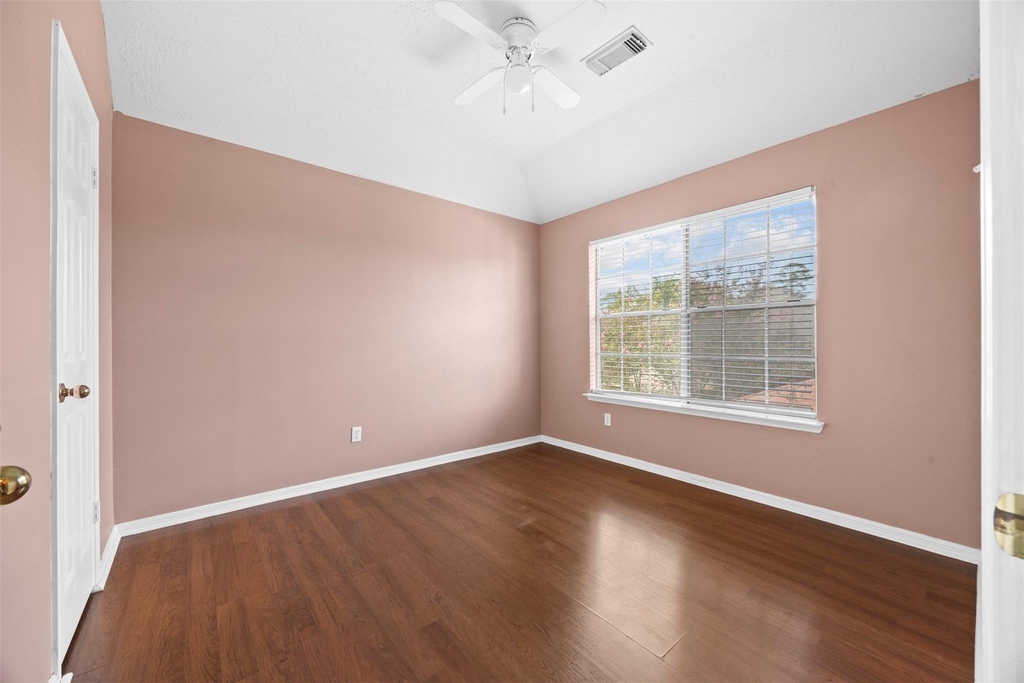 19119 Timber Trace Drive - Photo 16