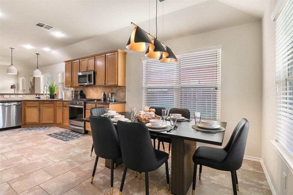 14039 Embrystone Lane - Photo 10