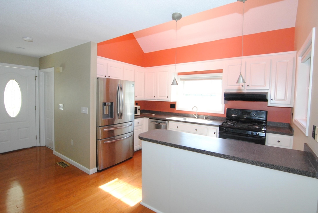 11 Ventura - Photo 2