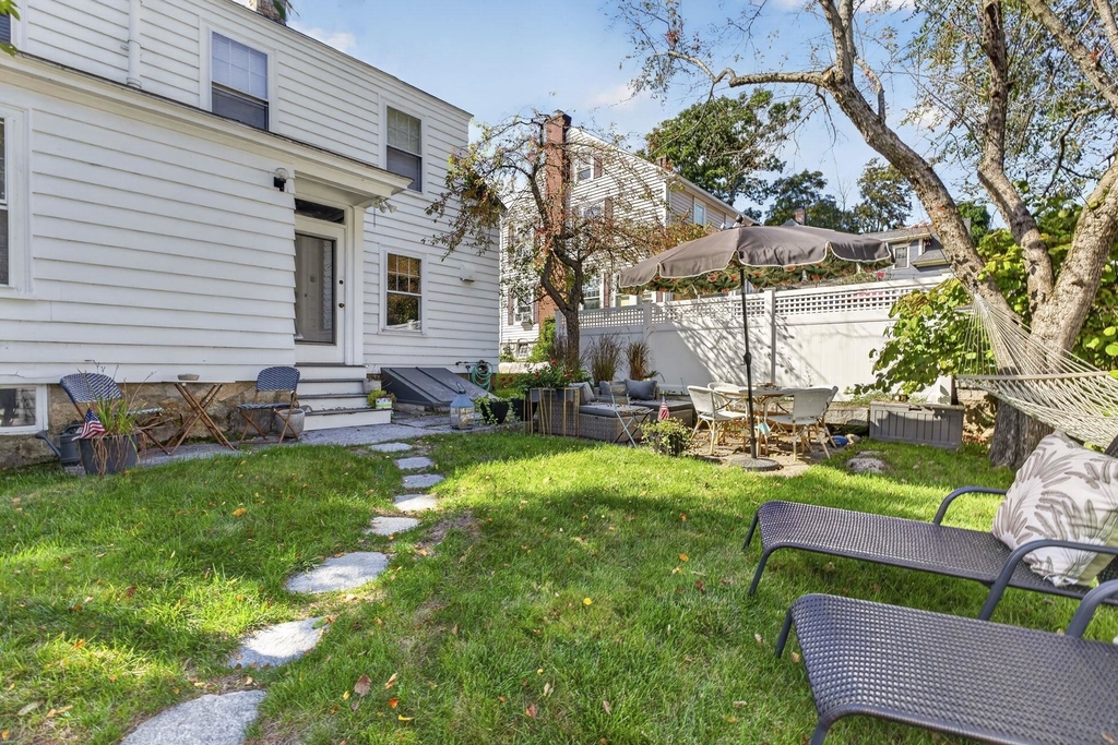 1189 Union - Photo 9