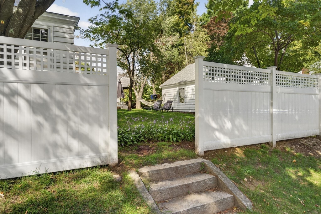 1189 Union - Photo 5