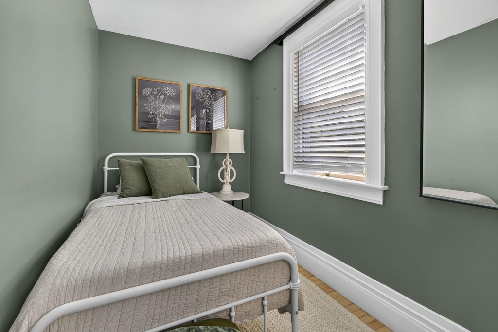 1189 Union - Photo 50