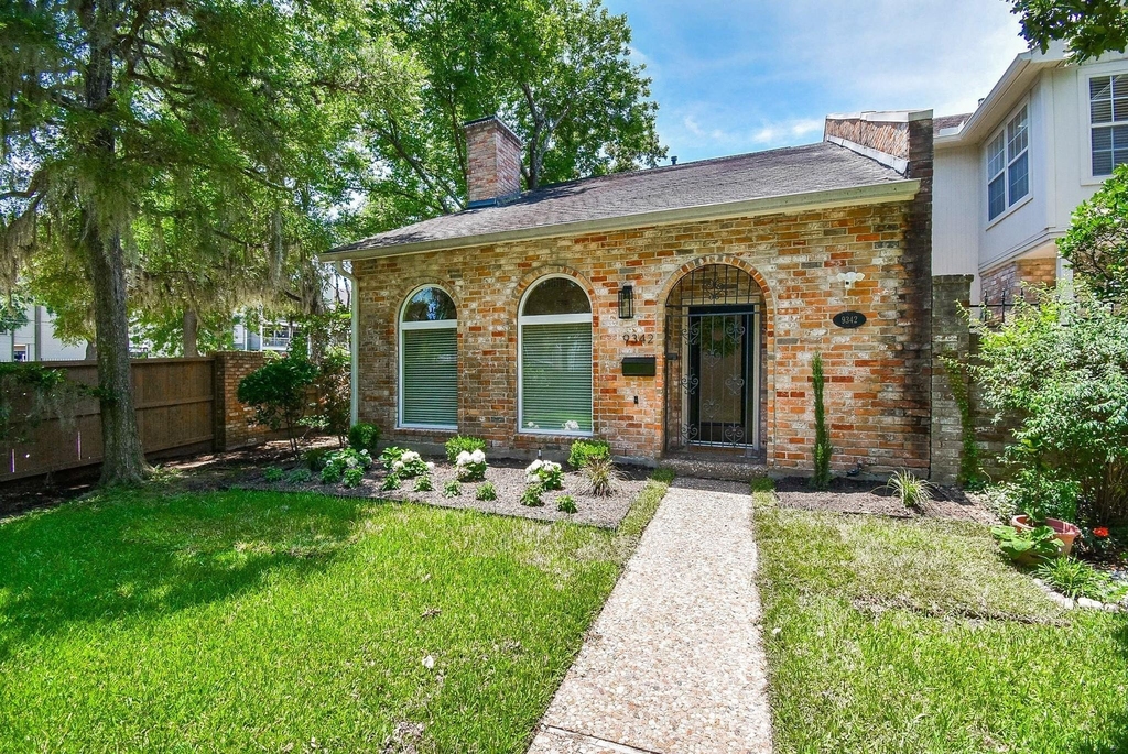 9342 Briar Forest Drive - Photo 46