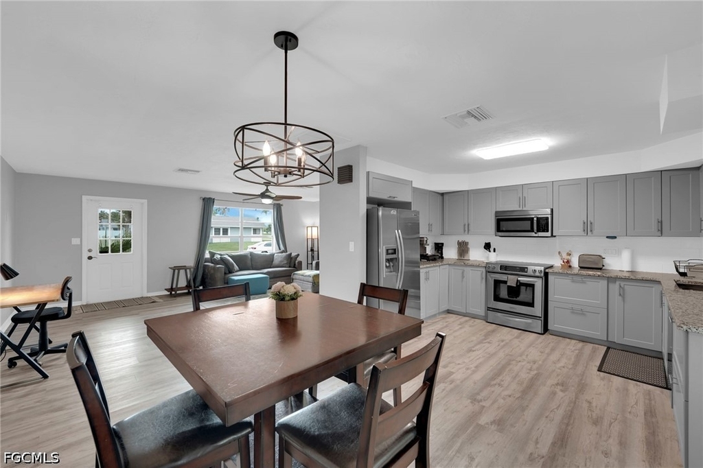 2506 Se 8th Avenue - Photo 3