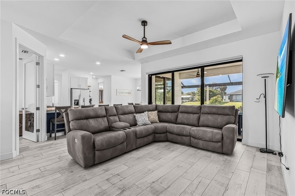 136 Kamal Parkway - Photo 3