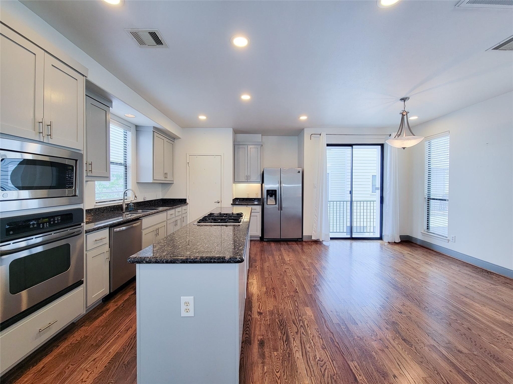 1432 Ennis Street - Photo 8