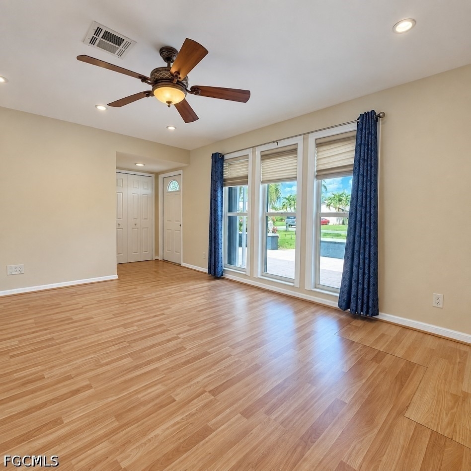 3609 Se 3rd Avenue - Photo 2