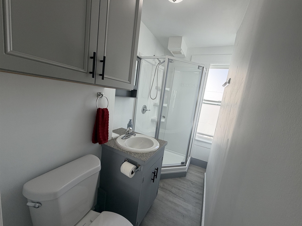 84 Essex - Photo 12