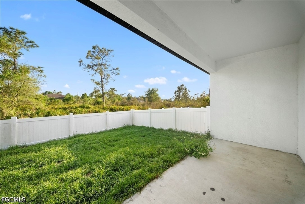 26481 Sandhill Boulevard - Photo 22