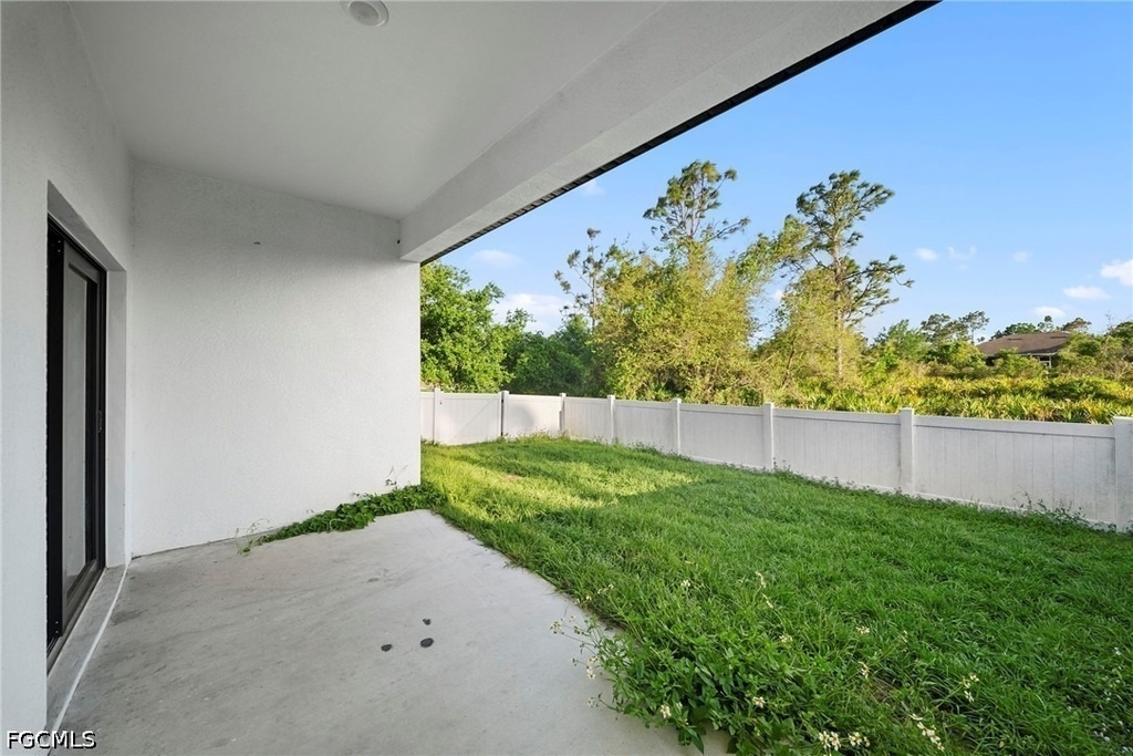 26481 Sandhill Boulevard - Photo 21