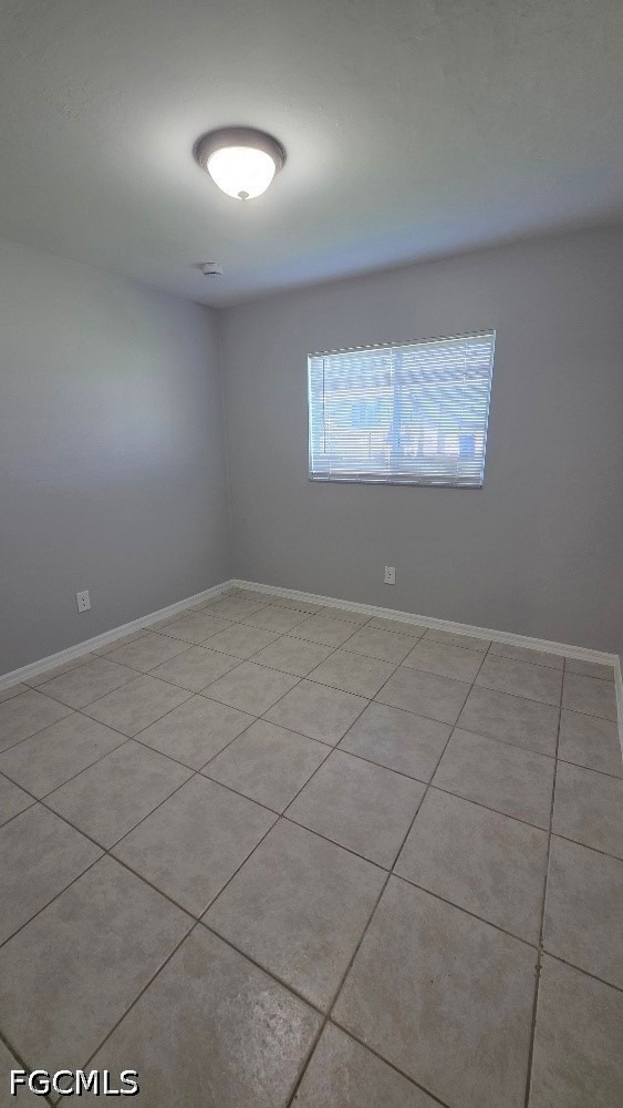 2405 Nobel Avenue - Photo 5