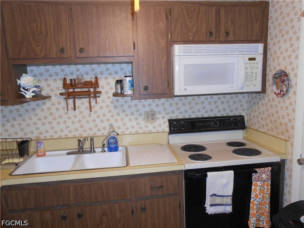 331 Joel Boulevard - Photo 5