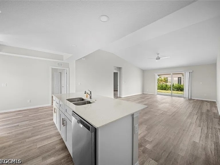 202 Nw 25th Place - Photo 1