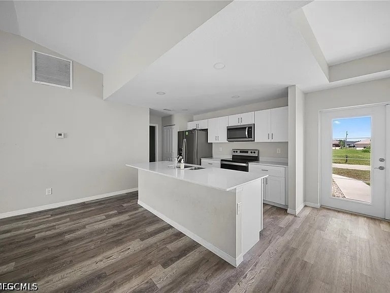 202 Nw 25th Place - Photo 2