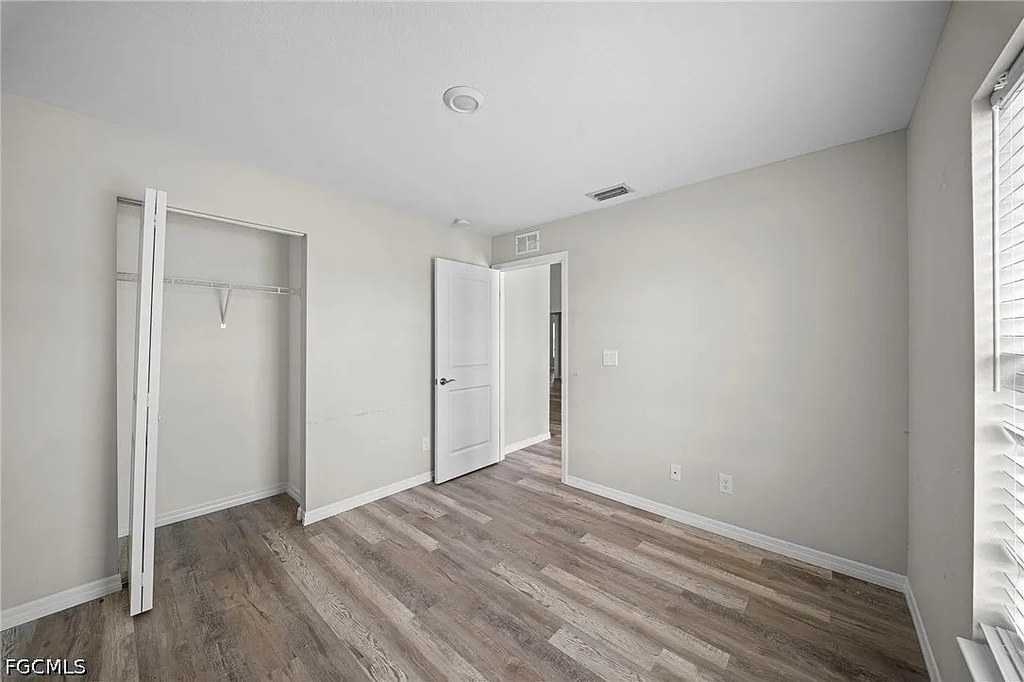 202 Nw 25th Place - Photo 25