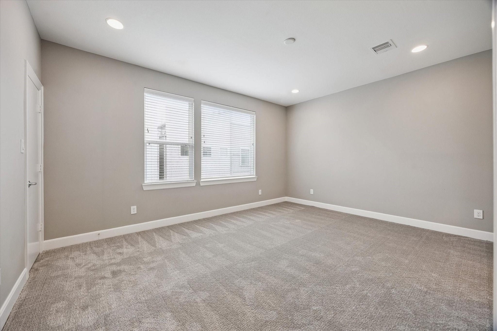 323 Eado Park Circle - Photo 15