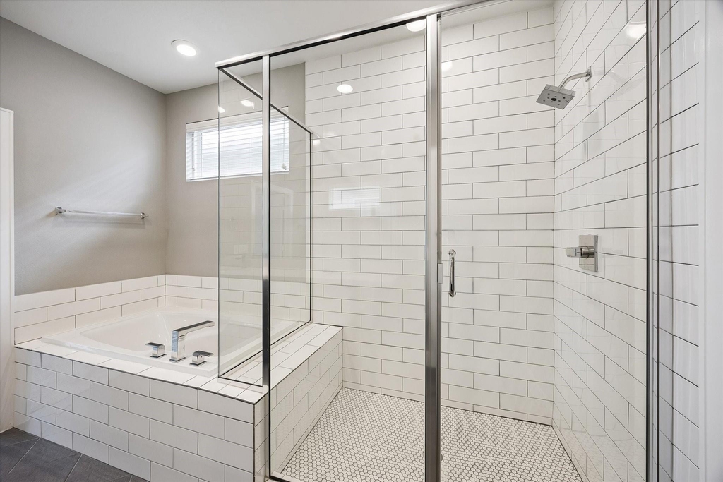 323 Eado Park Circle - Photo 6
