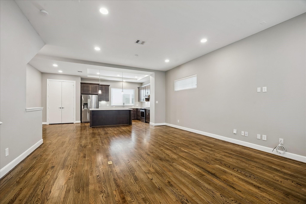 323 Eado Park Circle - Photo 10