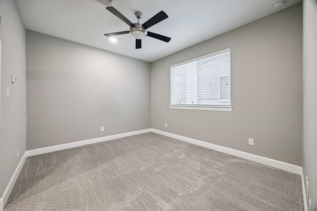 323 Eado Park Circle - Photo 18