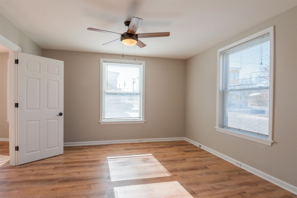 115 Belmont - Photo 30