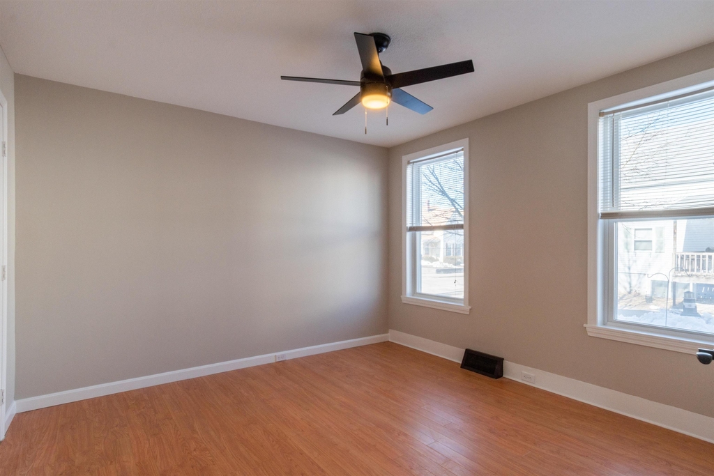115 Belmont - Photo 22