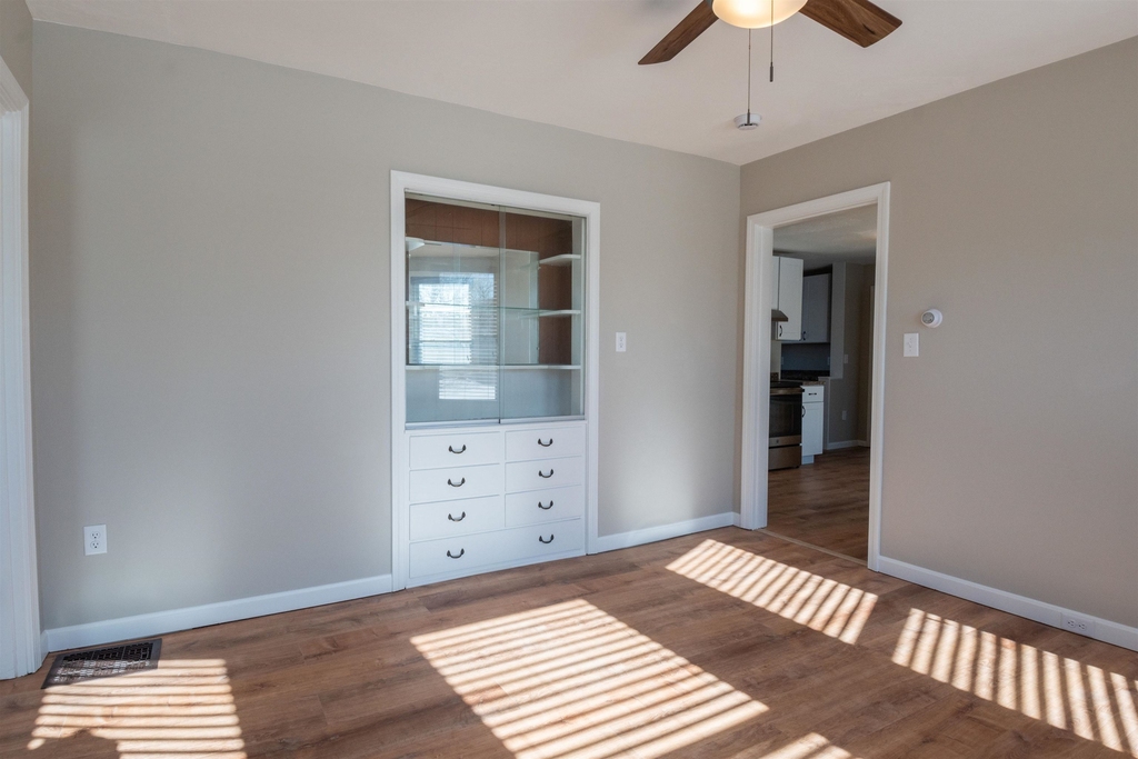 115 Belmont - Photo 33