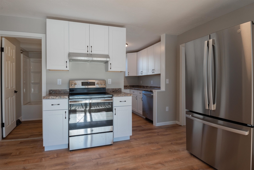 115 Belmont - Photo 26
