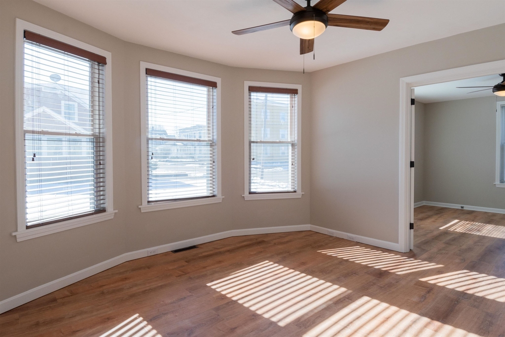 115 Belmont - Photo 32