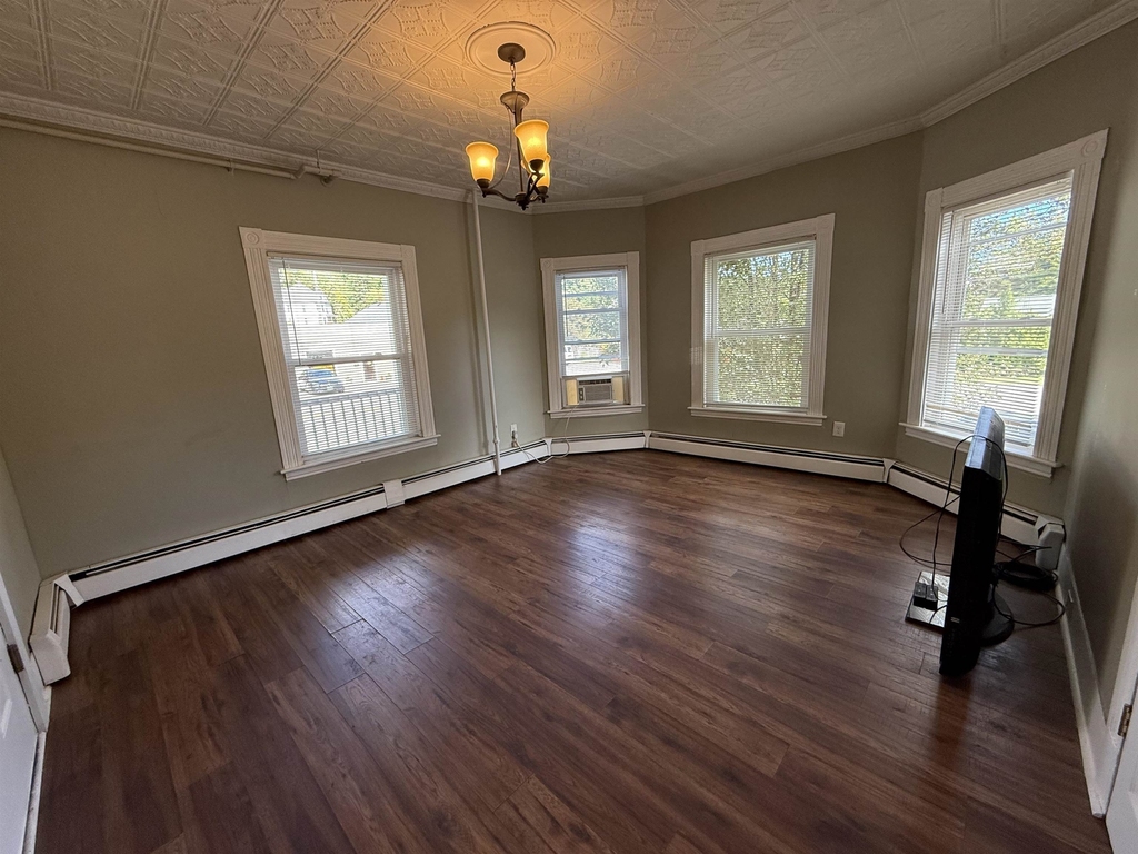 70 West Broadway - Photo 1
